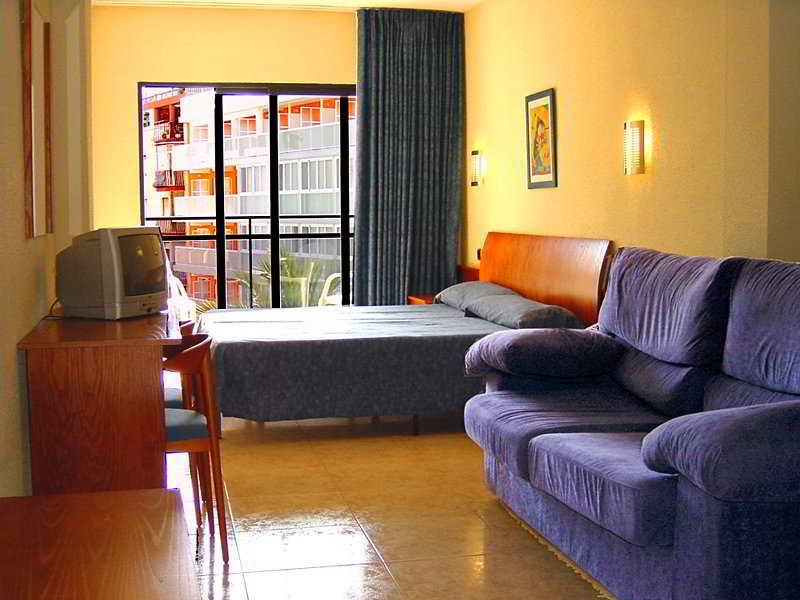 Hotel Cuco Бенидорм Экстерьер фото