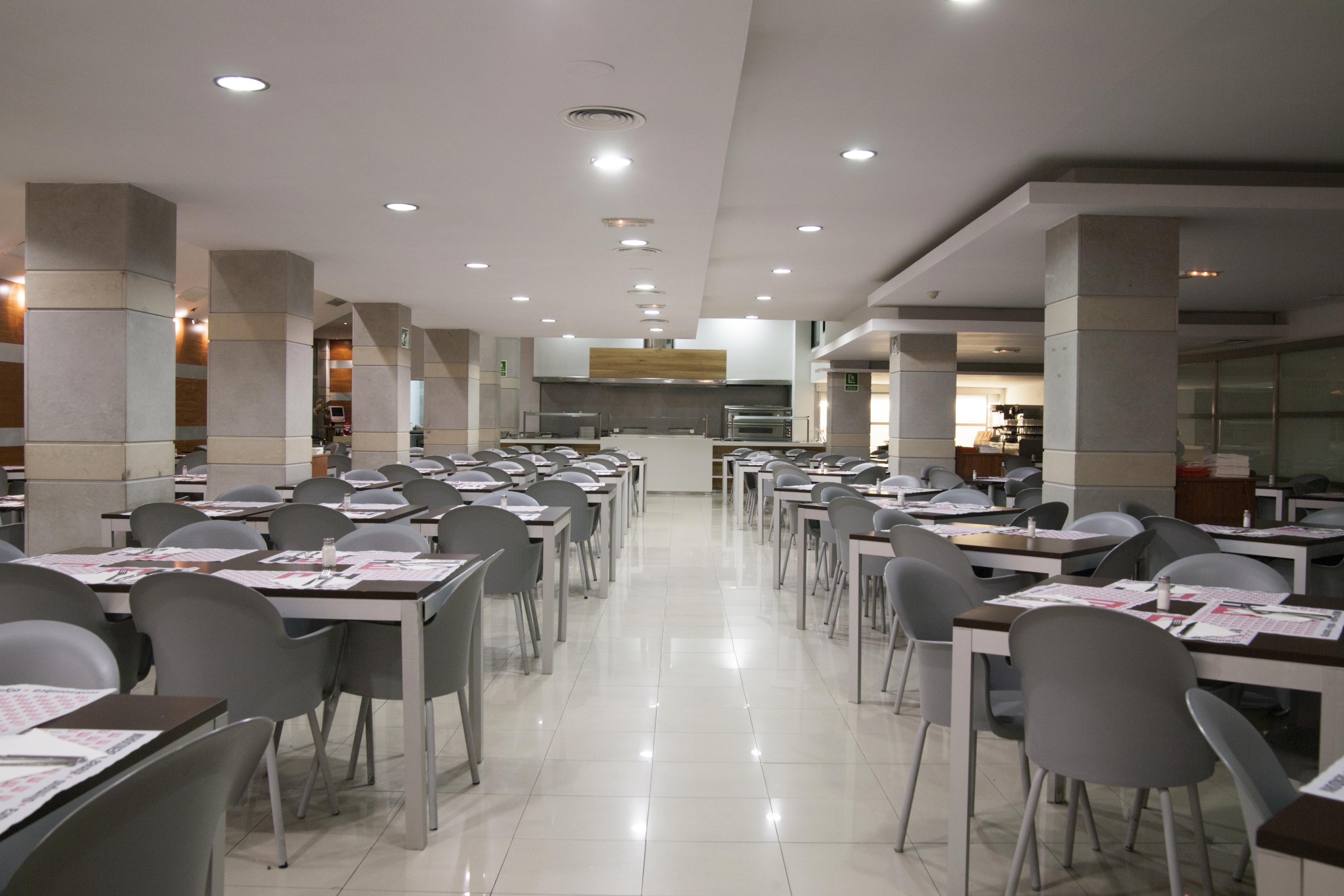 Hotel Cuco Бенидорм Экстерьер фото