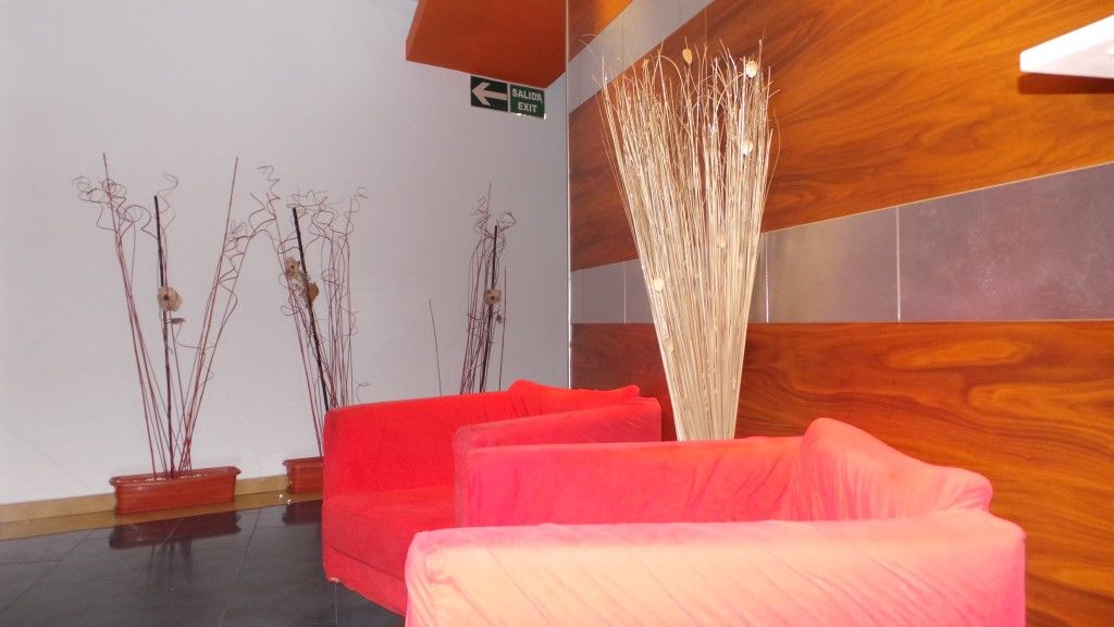 Hotel Cuco Бенидорм Экстерьер фото